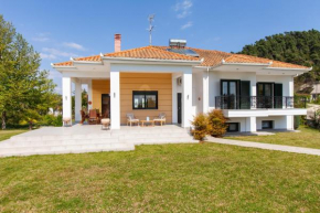 F & B Summer Villa Collection - Kassandra - Fourka